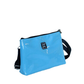 SHOULDER-BAG-laccato-celeste-side